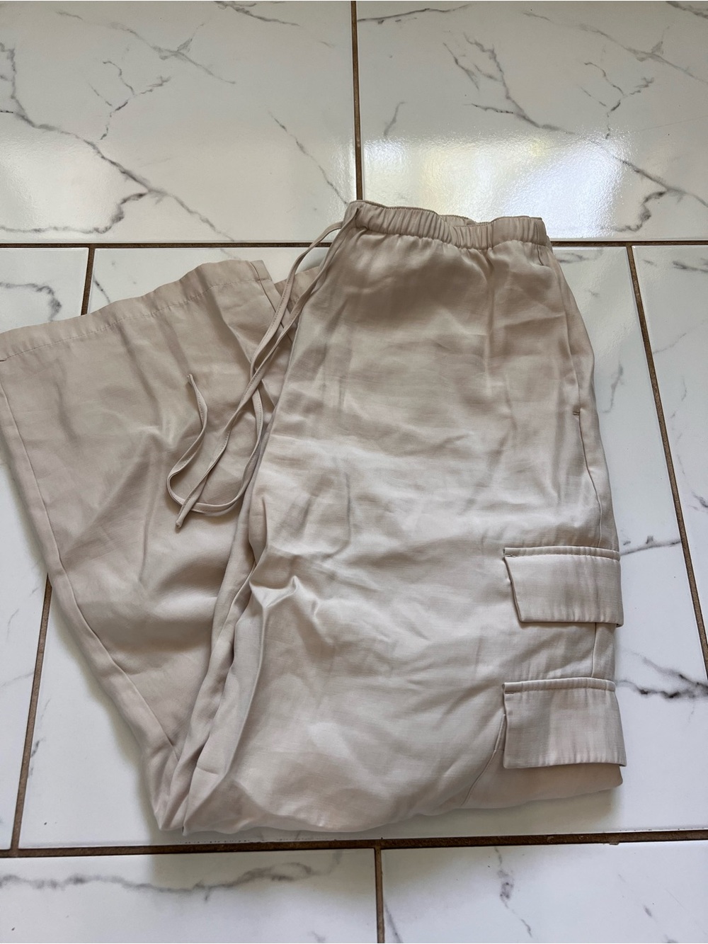 Abercrombie Pull-On Cargo Pant Ivory Size Small Regular